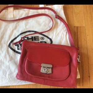 Beautiful red bag The Trend.